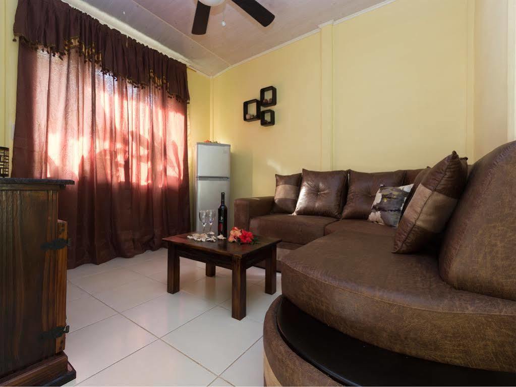 Hotel Caribbean Coconut Cahuita Buitenkant foto