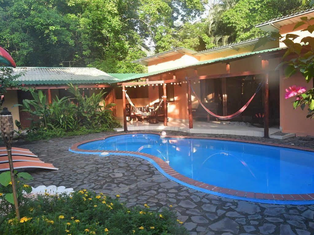 Hotel Caribbean Coconut Cahuita Buitenkant foto